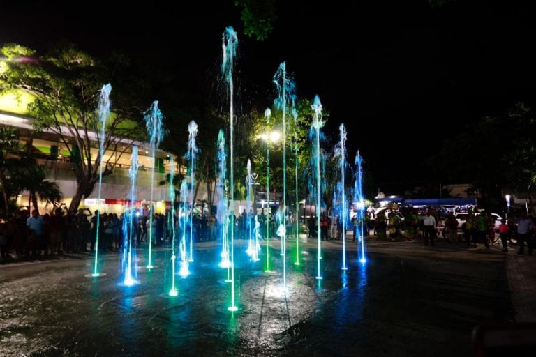 Inaugura Mara Lezama la nueva imagen de “El Crucero”