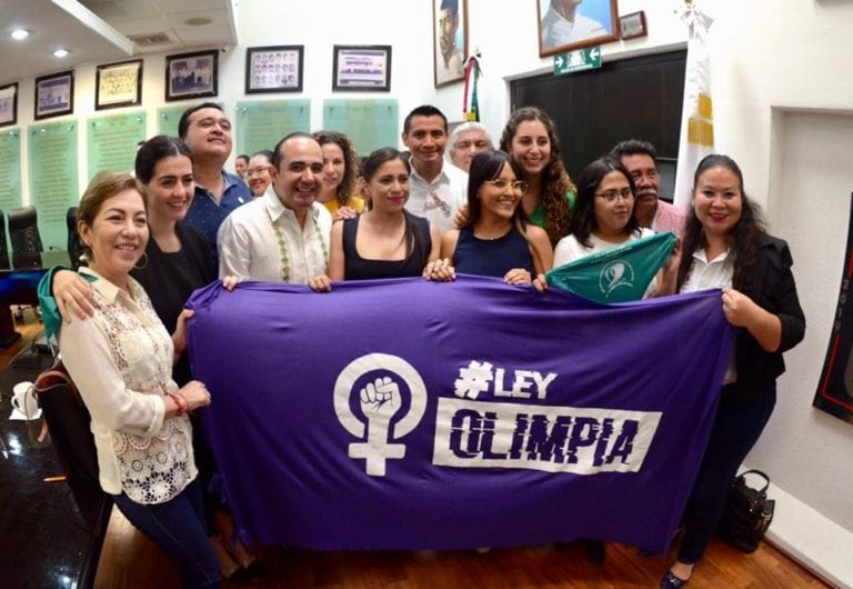 Impulsa José Luis Guillén ley para castigar violencia digital contra mujeres