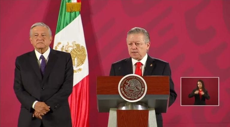 Firma AMLO acuerdo para combatir la corrupción en el Poder Judicial