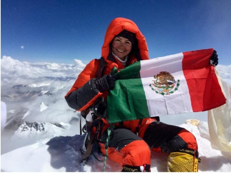 Mexicana, la primera mujer en subir las 4 montañas más altas del mundo