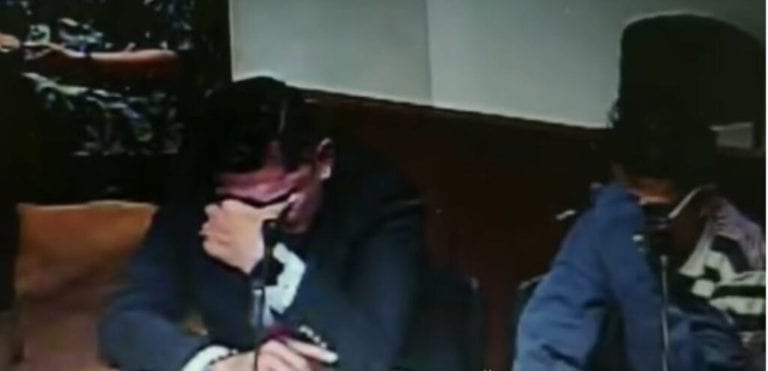 Abogado rompe en llanto al escuchar cómo su defendido asesinó a su hijastro