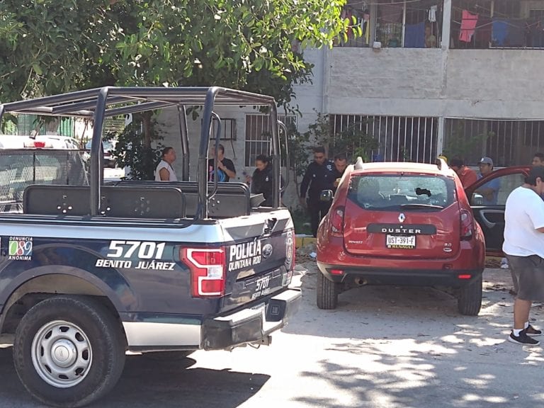 Hombre escapa de sicarios en Cancún