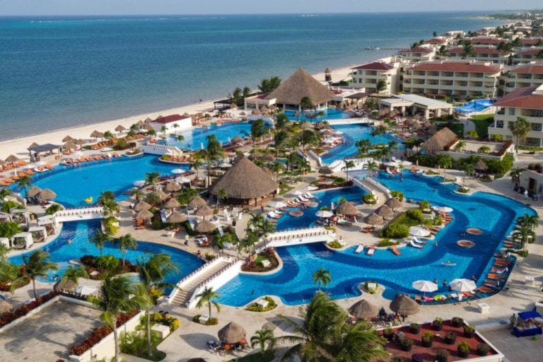 Son ya 34 los hoteles cerrados en zona norte de Quintana Roo por coronavirus