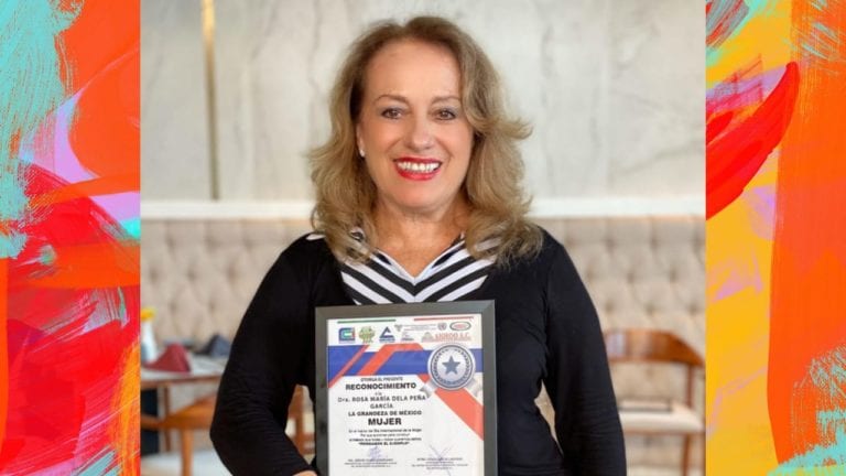 Entregan reconocimiento a Rosa María de la Peña, por su aporte a la igualdad jurídica de la mujer