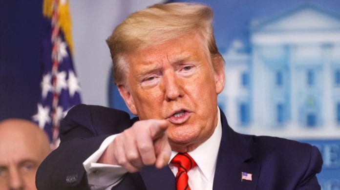 Donald Trump responde a protestas