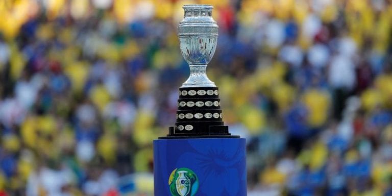 Copa América se jugará hasta 2021