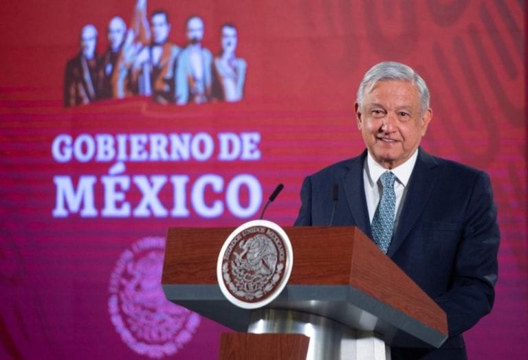 Informa AMLO que irá a Oaxaca pero pide que acuda poca gente, por coronavirus