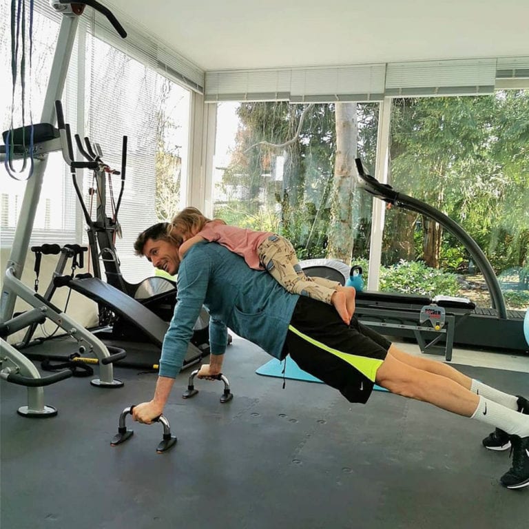 #Quédateencasa el hashtag que está dándole la vuelta al mundo deportivo