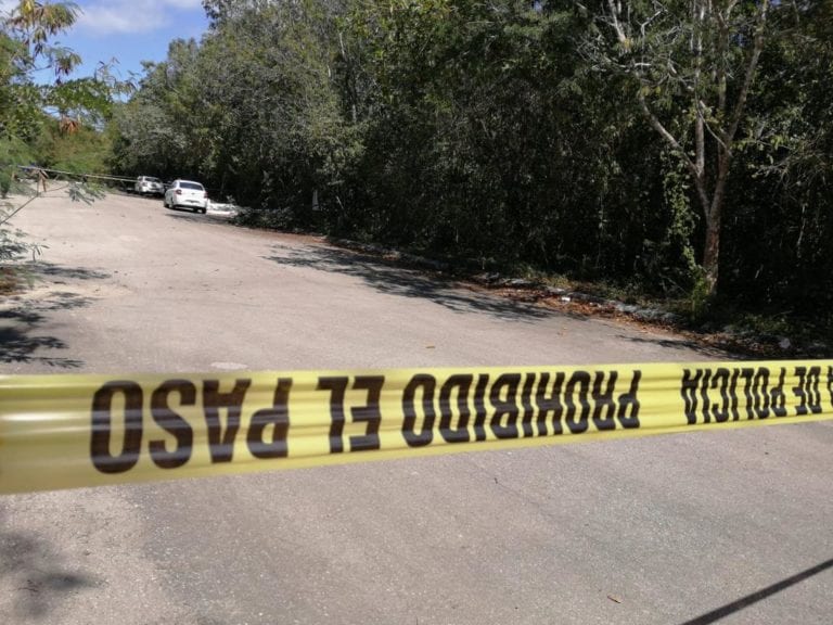 Hallan cuerpo de taxista ejecutado en Playa del Carmen
