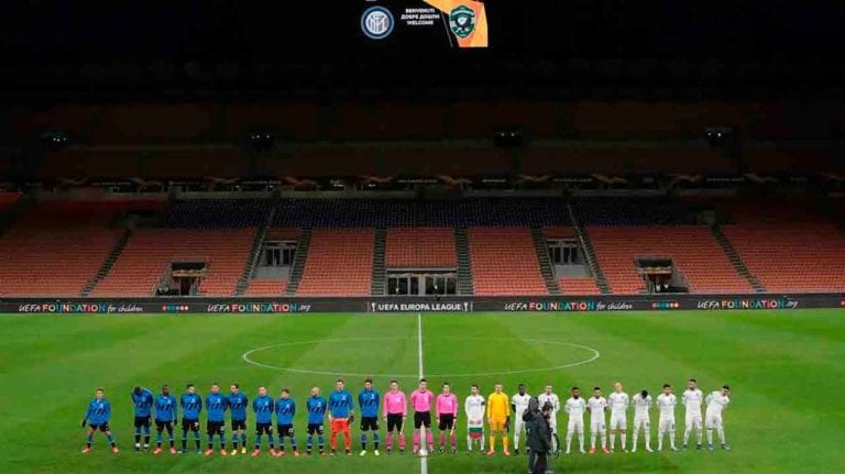 ¡Un mes a puerta cerrada! Vuelve la Serie A, pero sin aficionados