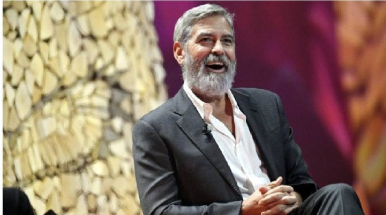 George Clooney promociona café que es recogido por niños guatemaltecos