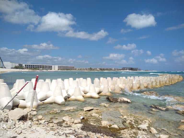 Exigen a Sermarnat revocar permiso para espigón en Chemuyil