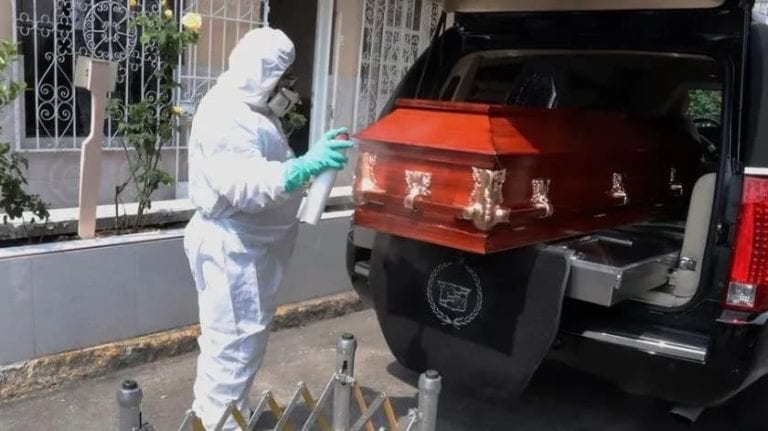 ¡Sale más caro morirse durante la pandemia!