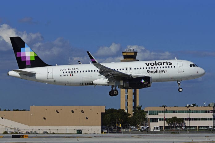 Volaris en aeropuerto