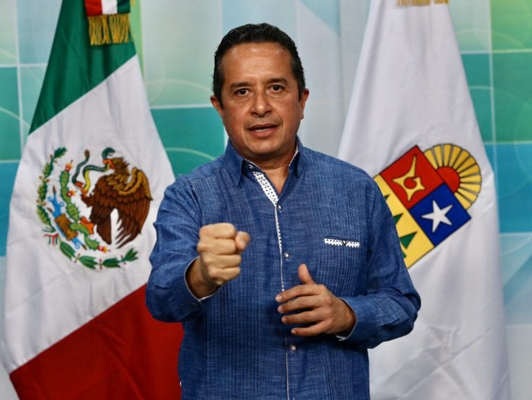 Restringen movilidad e imponen cubrebocas en Quintana Roo