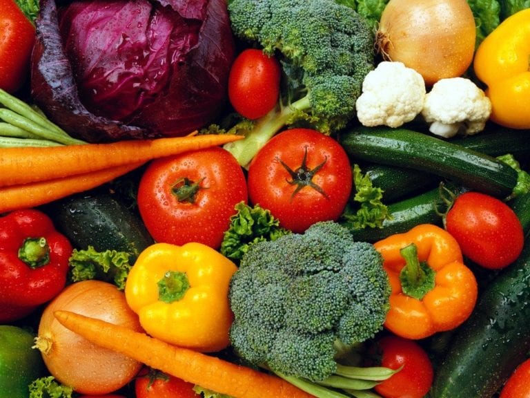 Sobrevive la cuarentena con estos 18 vegetales que crecen en menos de 60 días