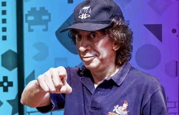 Muere Gus Rodríguez, conductor de Nintendomanía y guionista de Eugenio Derbez