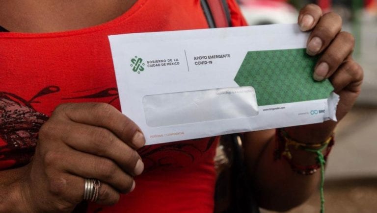 Ante la pandemia, en la Ciudad de México entregan apoyo a trabajadoras sexuales