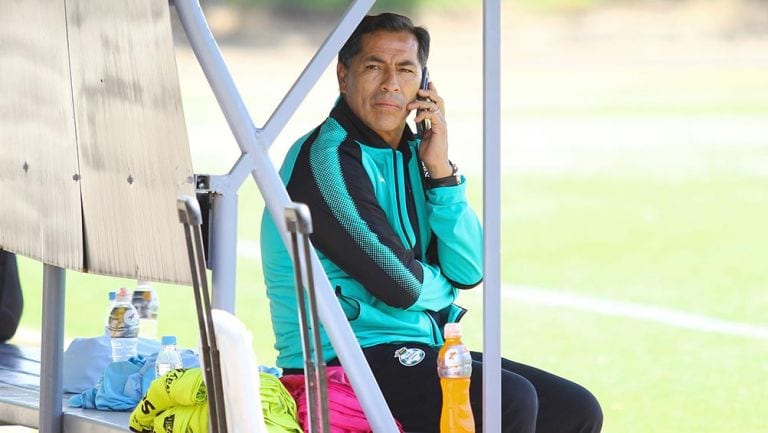 Internan de emergencia al exfutbolista Benjamín Galindo