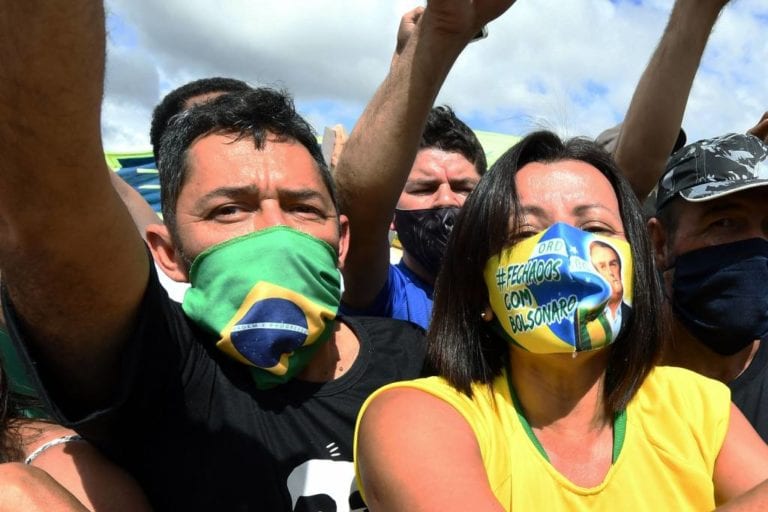 Estados Unidos prohíbe que viajeros extranjeros procedentes de Brasil entren al país