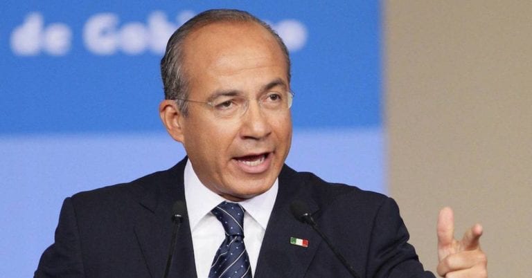 Calderón rechaza consulta ciudadana y pide a AMLO respeto a sus derechos