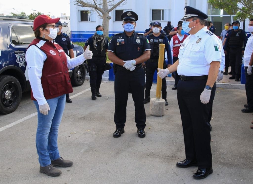 Policías municipales