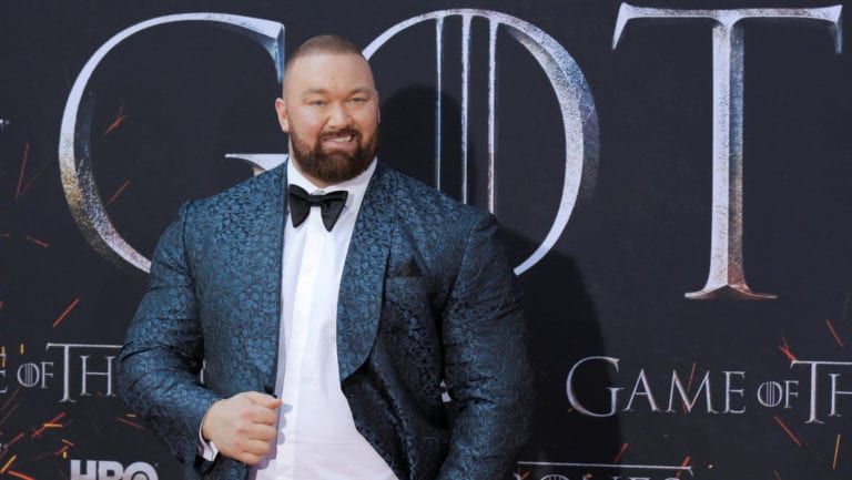 Video: Actor de “Game of Thrones” rompe récord mundial al levantar más de 500 kilos de peso