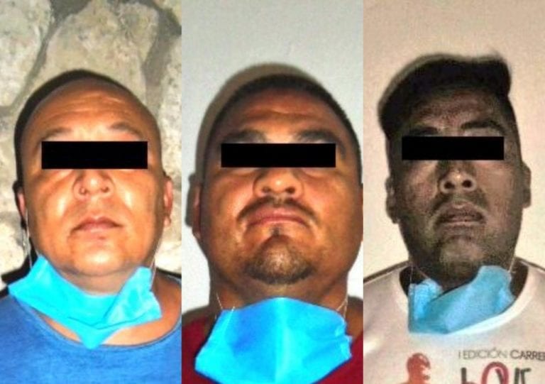 Agentes federales en Cancún