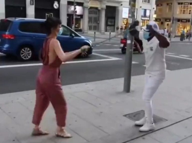 Video: Así se baila salsa durante la pandemia, guardando la sana distancia