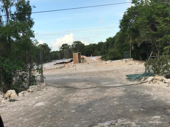 Grupo Posada continúa ecocidio en Chemuyil.