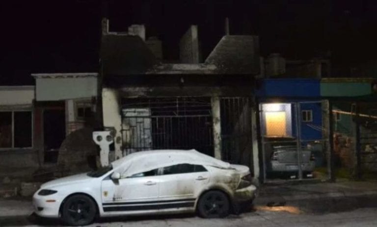 Supuesta venganza de “El Marro” deja auto quemado y dos niños heridos