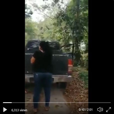 Video: Sicarios golpean brutalmente a mujeres por no hacer “su trabajo”