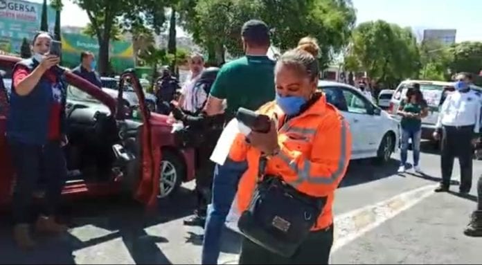 Acusan a alcaldesa de Atizapán de reprimir a manifestantes ayer