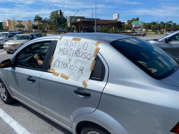 Marcha Anti AMLO en Playa del Carmen