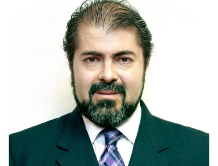 Funcionario de Segob que aparece como autor del documento de BOA