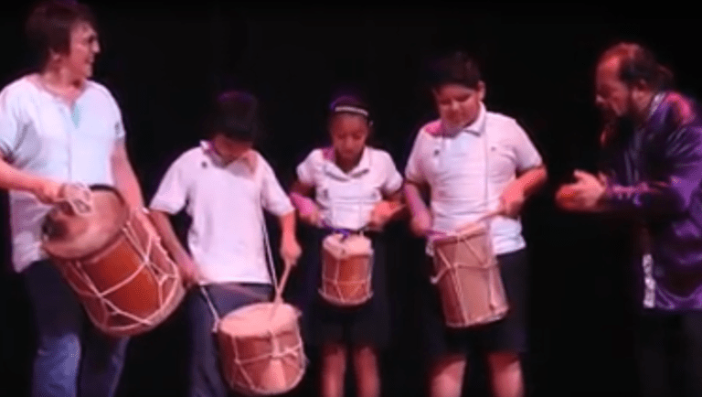 Video: Escucha el son que ciudadanos y artistas dedicaron a Laura Beristain