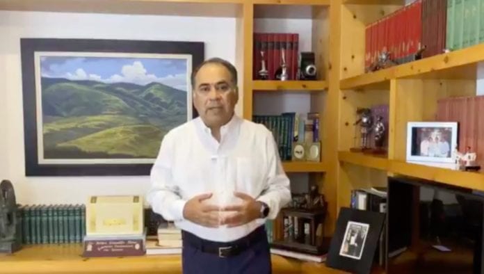Héctor Astudillo, gobernador de Guerrero, da positivo a COVID-19