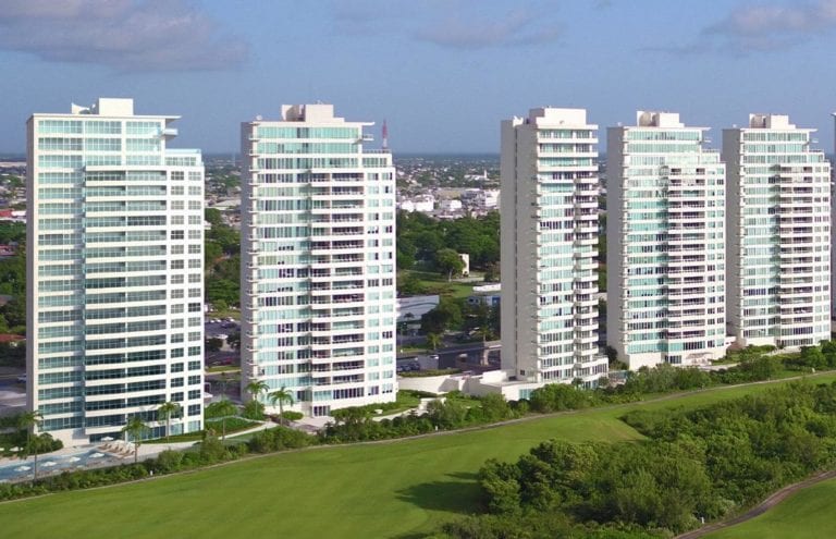 Alistan dos campañas para reactivar sector inmobiliario en Cancún