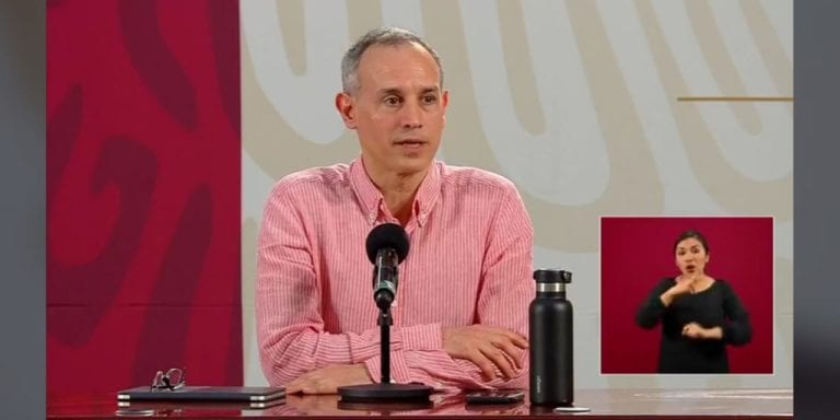 Uso incorrecto de cubrebocas puede ser peligroso: López Gatell