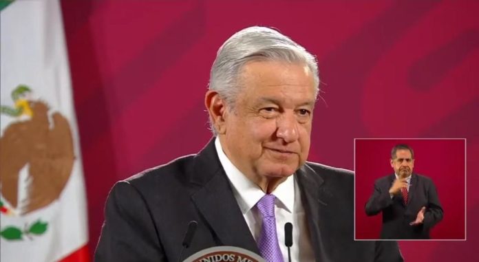 AMLO propone que haya 500 personas en el Zócalo para la ceremonia del Grito
