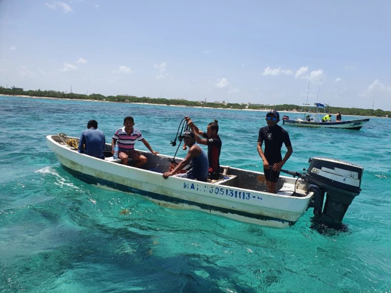 Estación Naval de Búsqueda y Rescate busca a buzo que se perdió en Xcalacoco