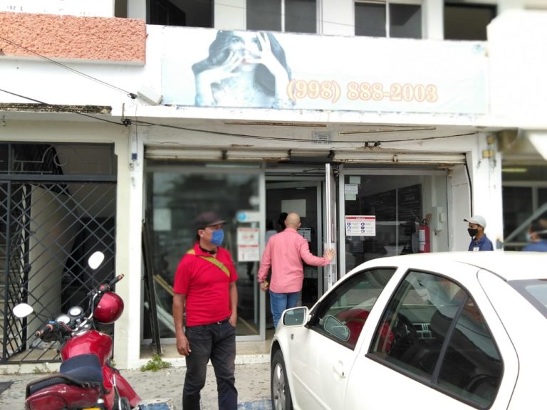 ¡Roban joyería en Cancún! Se llevan más de 200 mil pesos