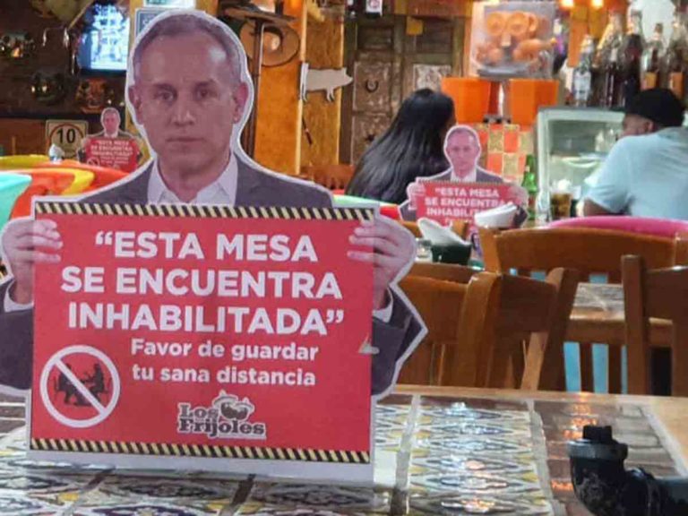 Con fotos de López-Gatell restaurante alerta a sus comensales del coronavirus