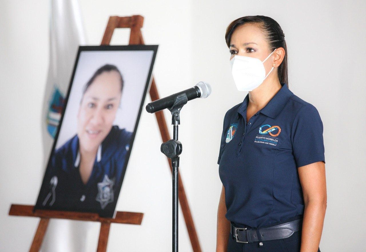 Rinden homenaje a policía embarazada que perdió la vida por Covid
