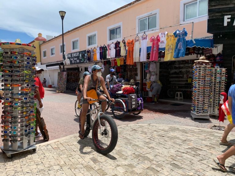 A pesar de la crisis, Playa del Carmen mantiene apertura de nuevos negocios