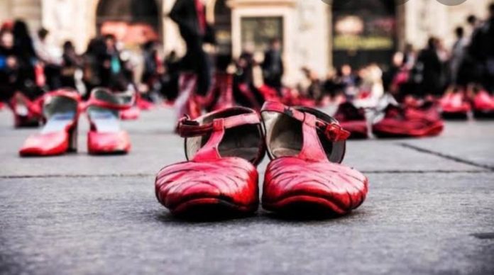 Una mujer fue estrangulada por su propio esposo, el que luego se quitó la vida