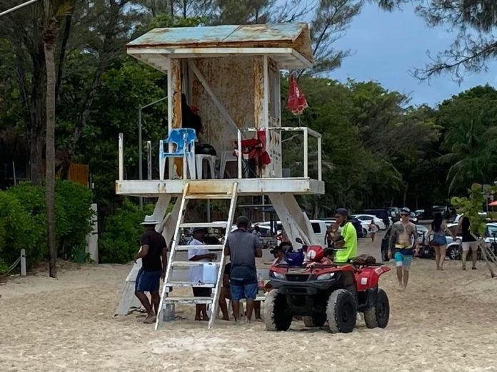 Denuncia ciudadana de Playa del Carmen fue rápidamente atendida por Alberto Capella Ibarra