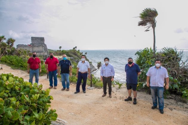 Se limpia la zona arqueol&oacute;gica de Tulum para la llegada del turismo