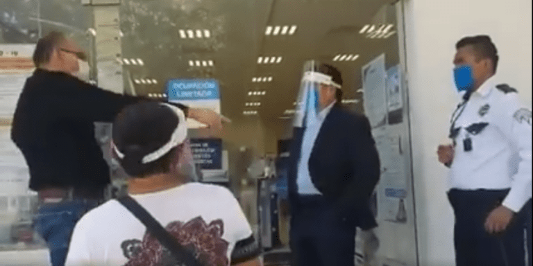 Video: Se niega a que le tomen temperatura porque “le matan neuronas”