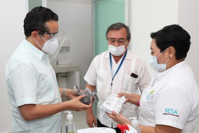 Gobernador Carlos Joaquín